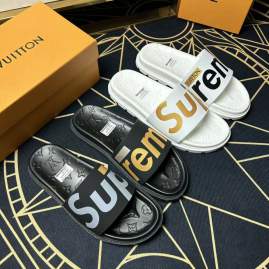 Picture of Louis Vuitton Slippers _SKULVsz38-44hnh02031526